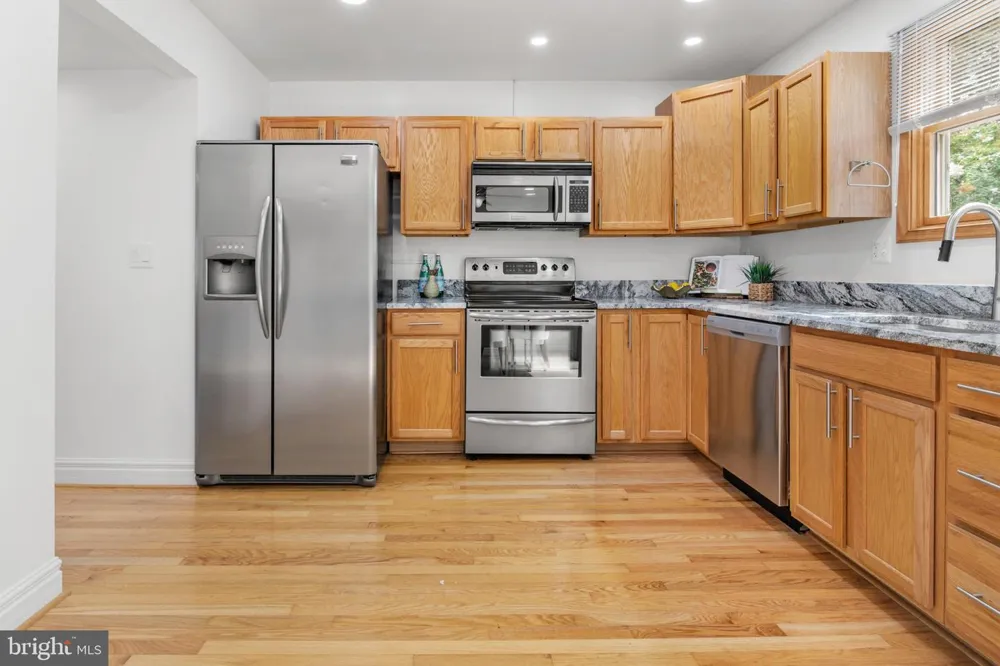 1740 WOODTREE CIRCLE Annapolis, MD 21409