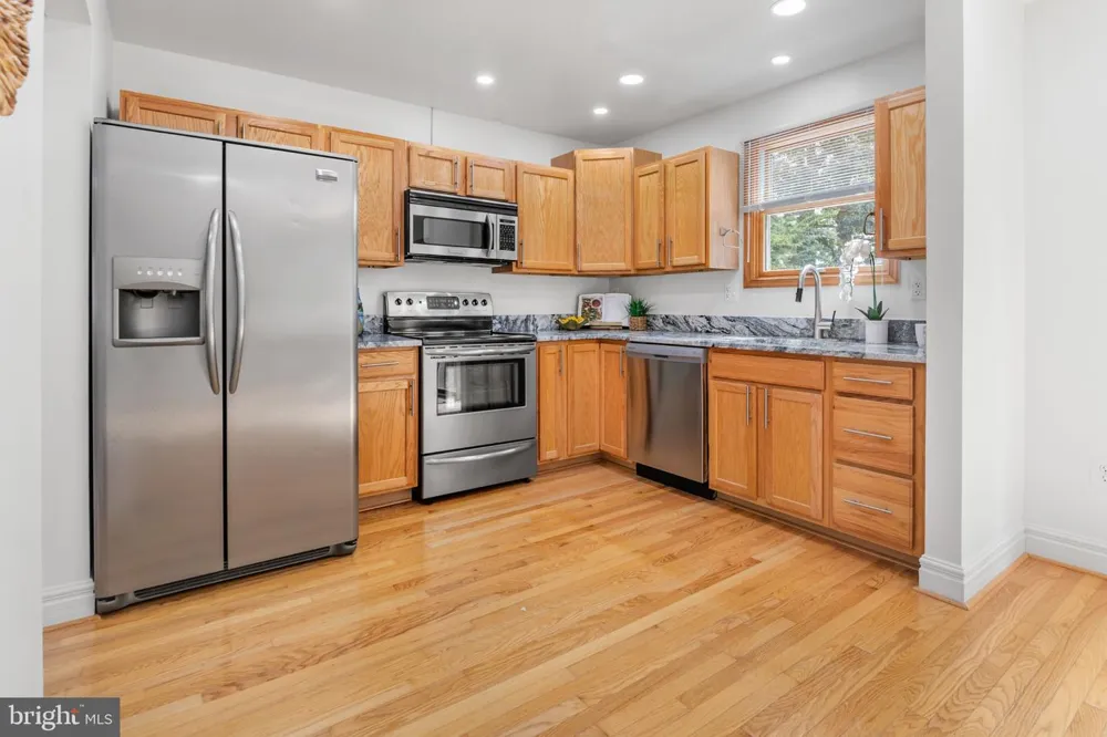 1740 WOODTREE CIRCLE Annapolis, MD 21409