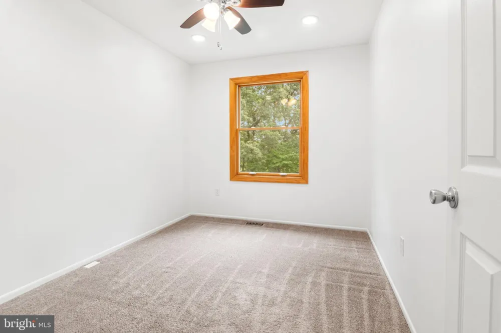 1740 WOODTREE CIRCLE Annapolis, MD 21409