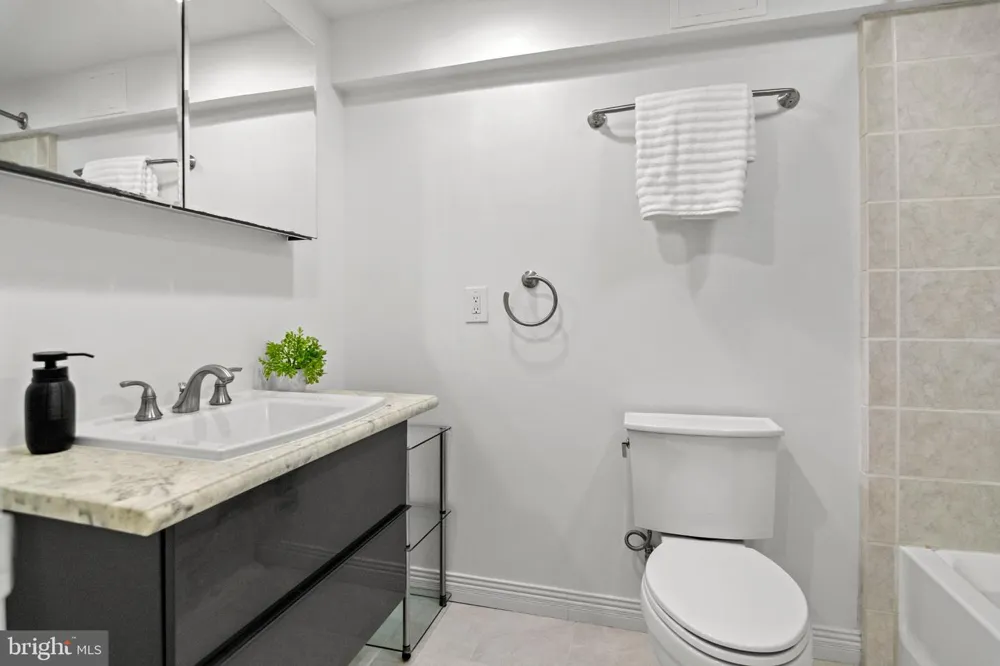 1740 WOODTREE CIRCLE Annapolis, MD 21409