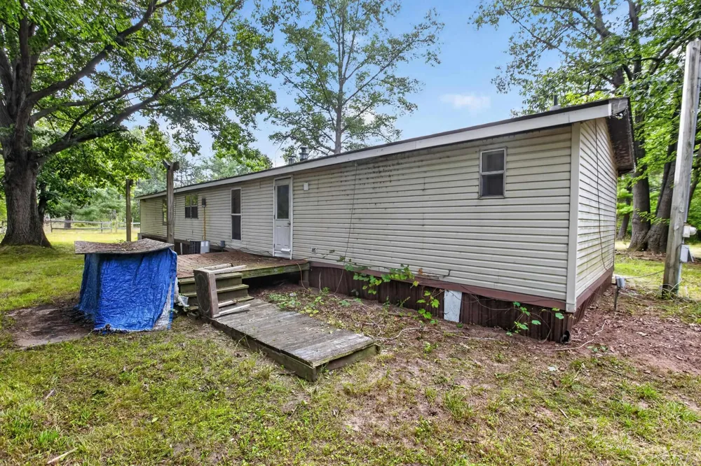 4960 Skenes Road Edenville Township, MI 48657