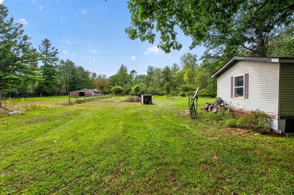 4960 Skenes Road Edenville Township, MI 48657
