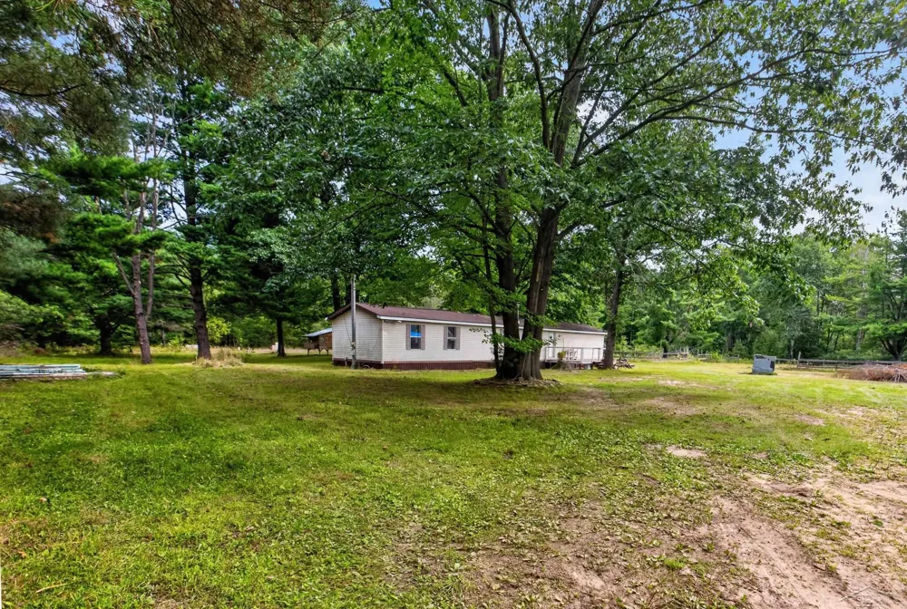 4960 Skenes Road Edenville Township, MI 48657