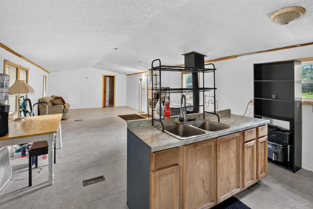 4960 Skenes Road Edenville Township, MI 48657