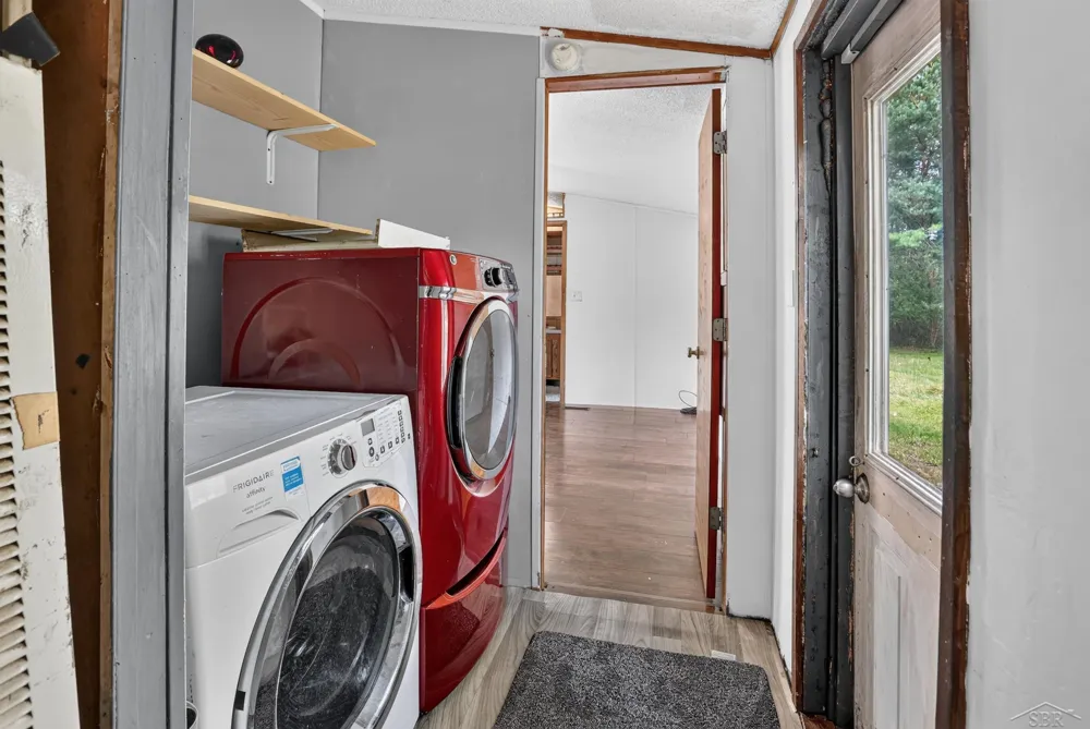 4960 Skenes Road Edenville Township, MI 48657