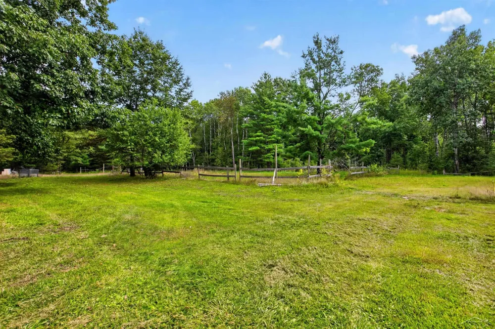 4960 Skenes Road Edenville Township, MI 48657