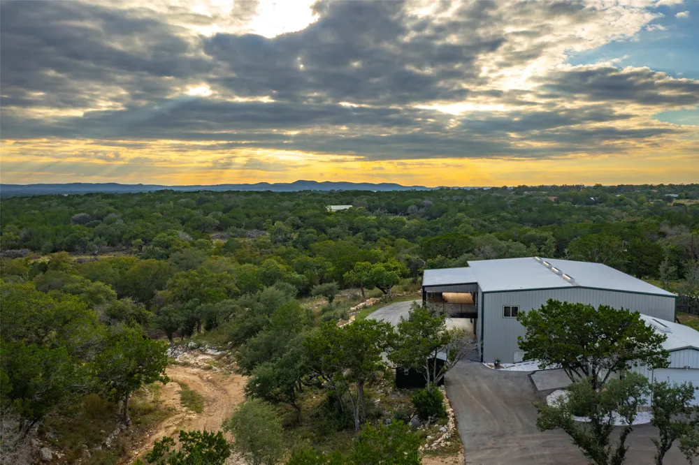 247 Betty Drive Bandera, TX 78003
