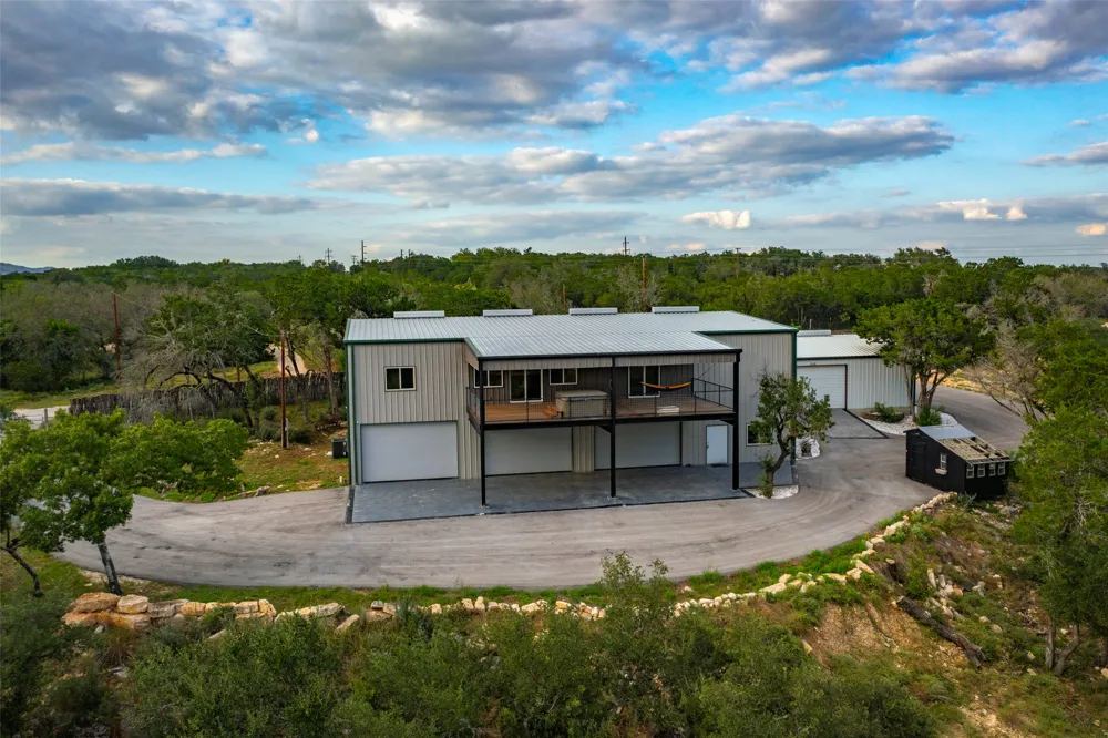247 Betty Drive Bandera, TX 78003