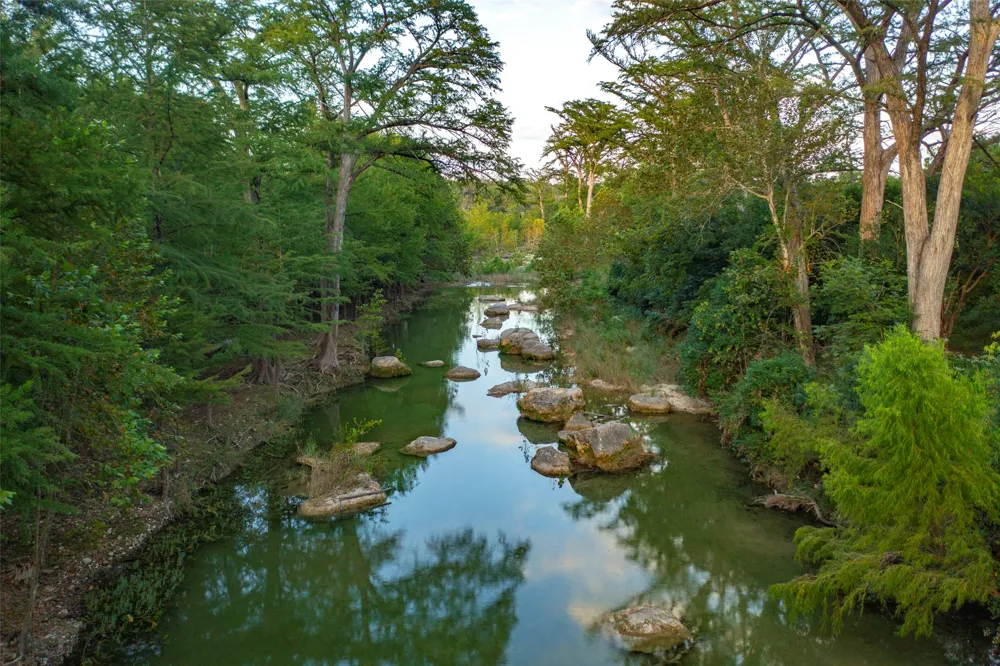 247 Betty Drive Bandera, TX 78003