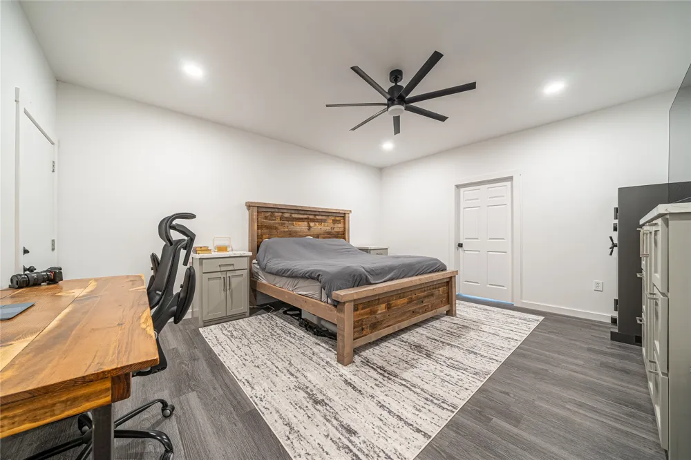 247 Betty Drive Bandera, TX 78003