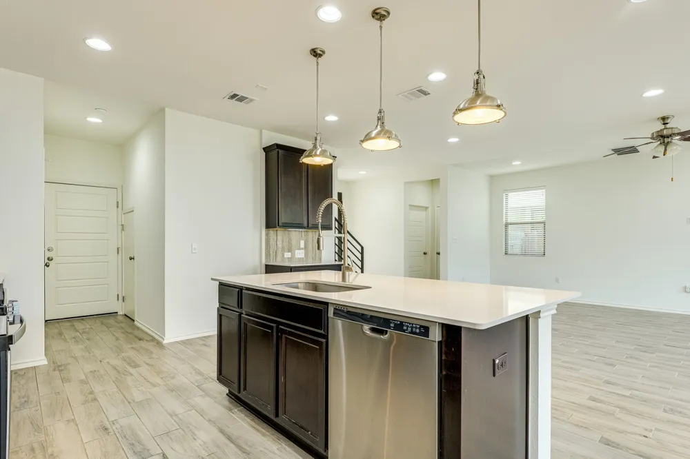 13513 Feldspar Drive Austin, TX 78729