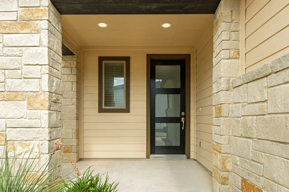 13513 Feldspar Drive Austin, TX 78729