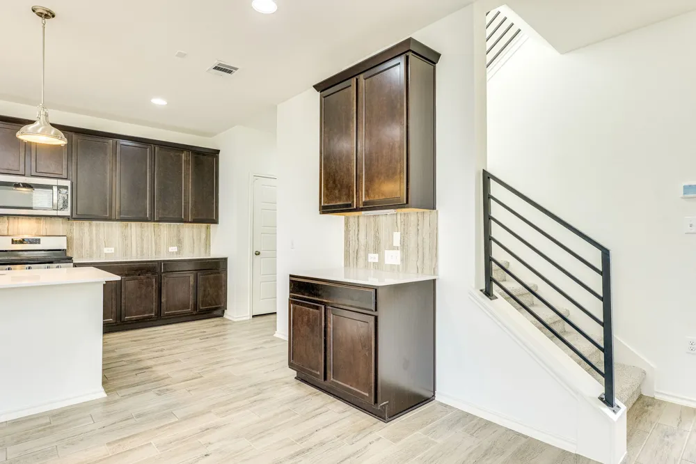 13513 Feldspar Drive Austin, TX 78729