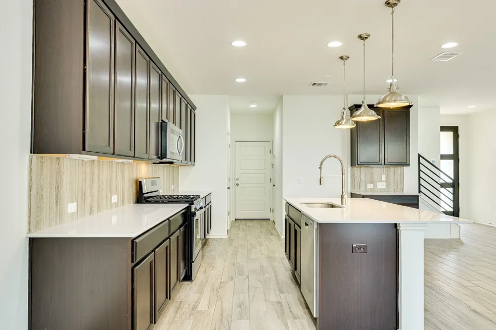 13513 Feldspar Drive Austin, TX 78729