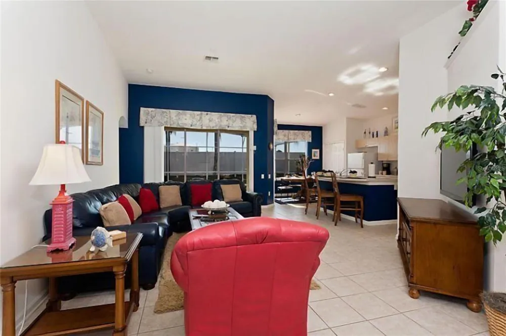 8010 KING PALM CIRCLE Kissimmee, FL 34747