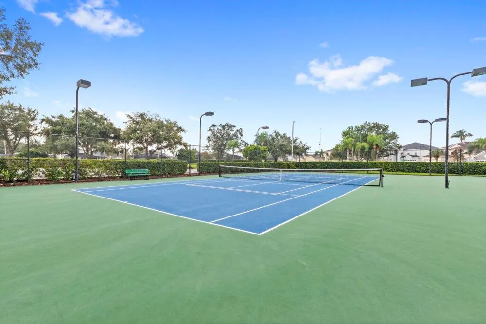8010 KING PALM CIRCLE Kissimmee, FL 34747