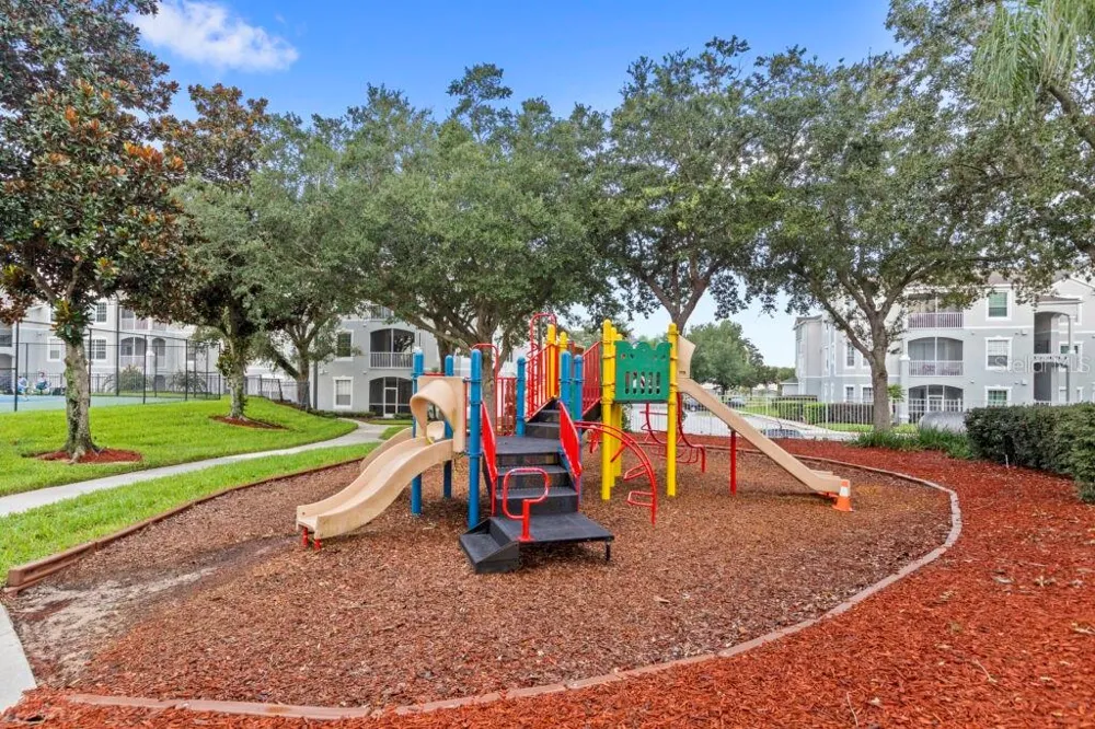 8010 KING PALM CIRCLE Kissimmee, FL 34747