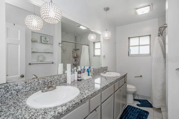 12009 WATERSIDE COURT Tampa, FL 33612