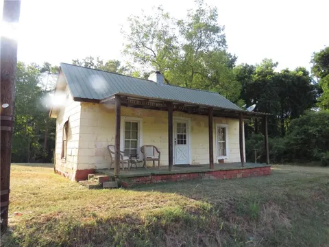 79 Mill St