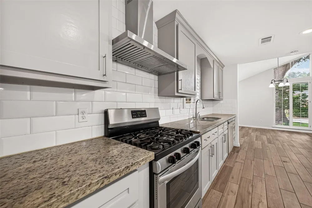 4711 Eagle Trail Drive Houston, TX 77084