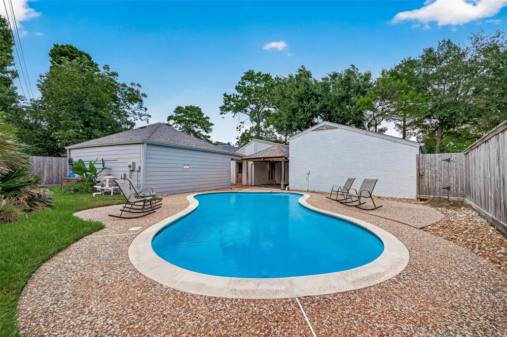 4711 Eagle Trail Drive Houston, TX 77084