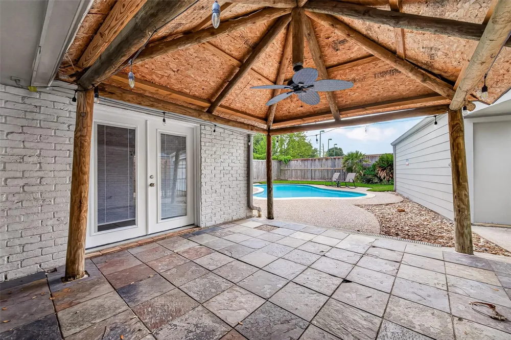 4711 Eagle Trail Drive Houston, TX 77084