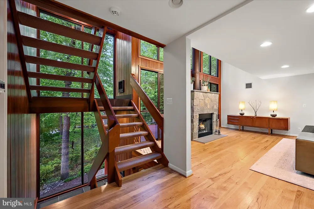 1739 VINEYARD TRAIL Annapolis, MD 21401