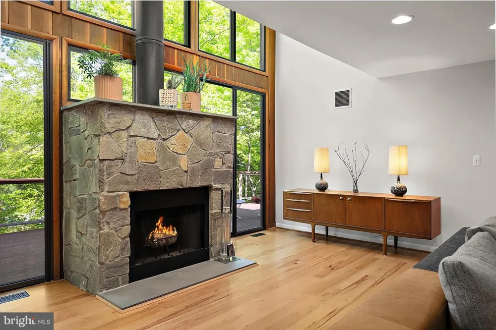 1739 VINEYARD TRAIL Annapolis, MD 21401