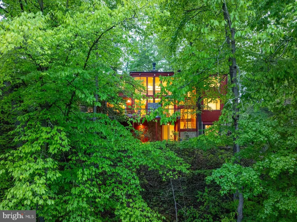 1739 VINEYARD TRAIL Annapolis, MD 21401