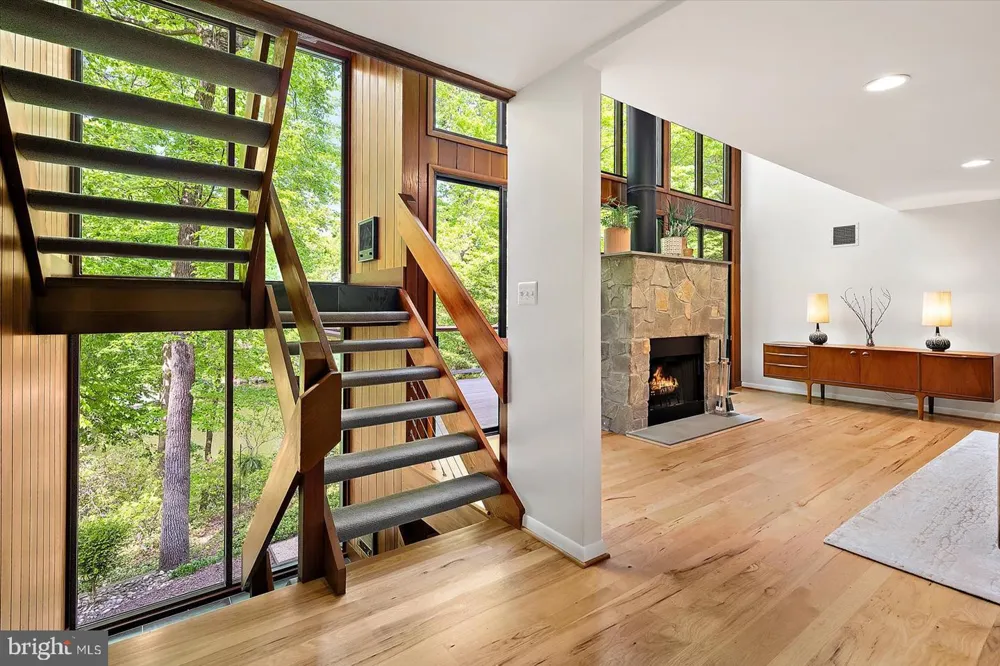 1739 VINEYARD TRAIL Annapolis, MD 21401