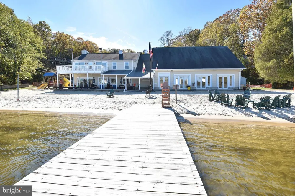 1739 VINEYARD TRAIL Annapolis, MD 21401