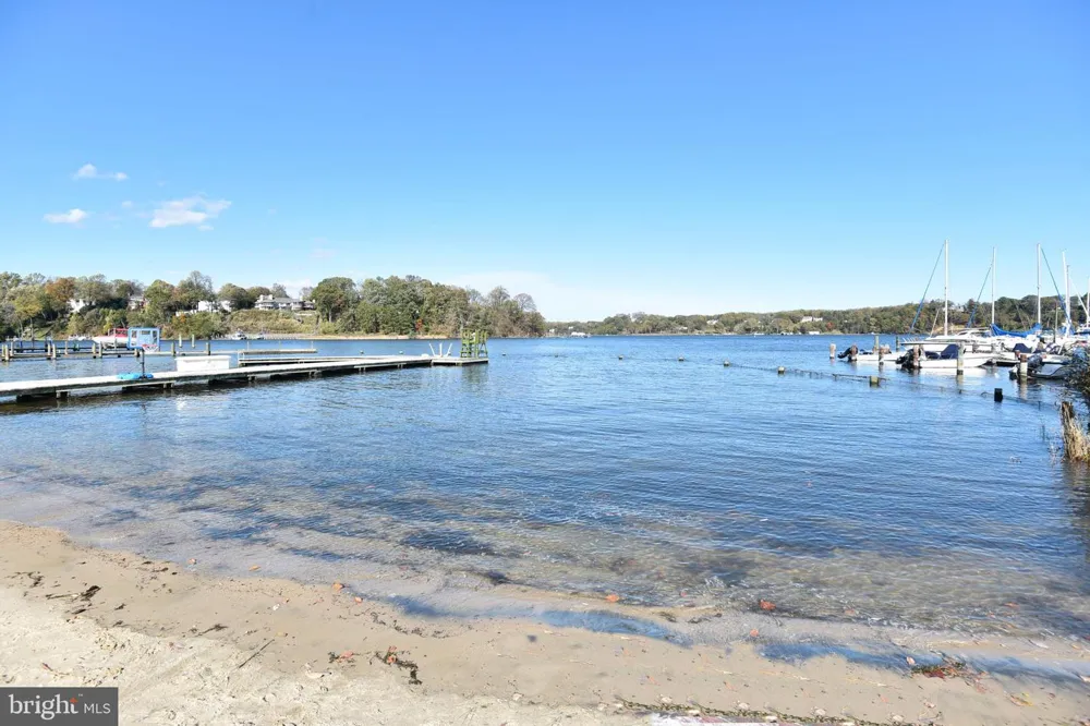 1739 VINEYARD TRAIL Annapolis, MD 21401