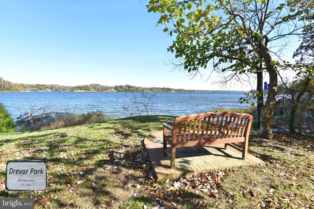 1739 VINEYARD TRAIL Annapolis, MD 21401