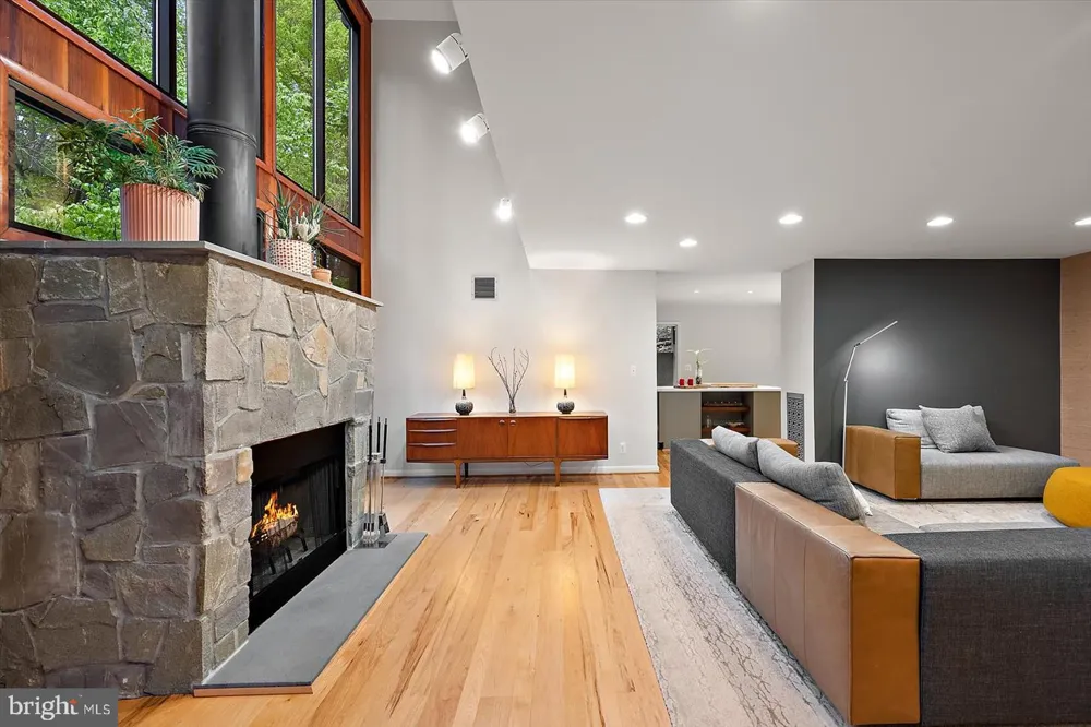 1739 VINEYARD TRAIL Annapolis, MD 21401
