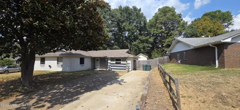 2192 Holbrook Cove