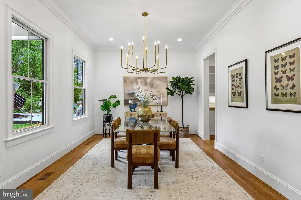 7926 BOLLING DRIVE Alexandria, VA 22308