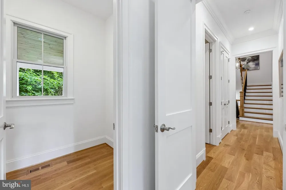 7926 BOLLING DRIVE Alexandria, VA 22308