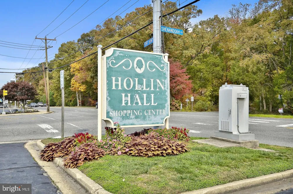 7926 BOLLING DRIVE Alexandria, VA 22308