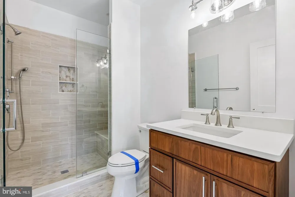 7926 BOLLING DRIVE Alexandria, VA 22308