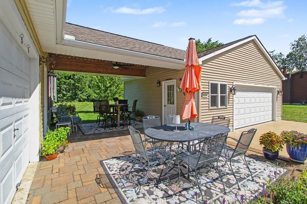 2603 Lone Oak Drive Lodi Township, MI 48103