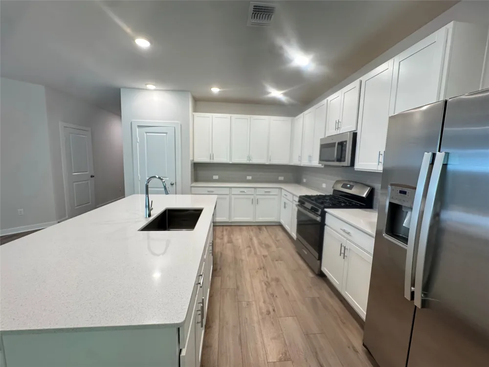 108 Sorghum Drive Hutto, TX 78634