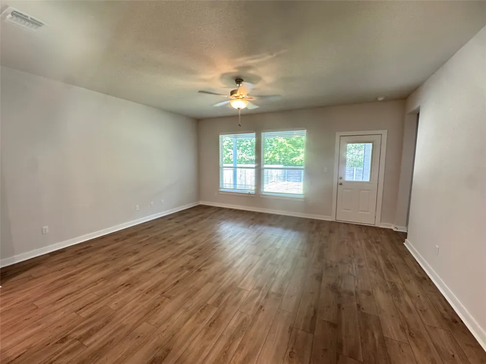 108 Sorghum Drive Hutto, TX 78634