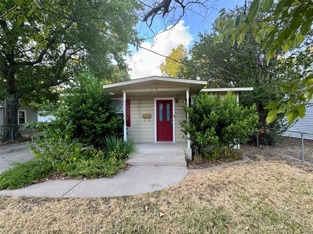 1013 Wilshire Boulevard Arlington, TX 76012