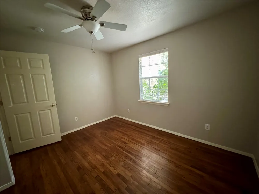 1013 Wilshire Boulevard Arlington, TX 76012