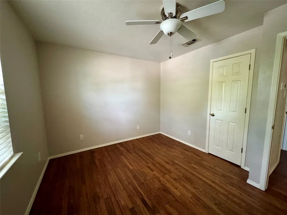 1013 Wilshire Boulevard Arlington, TX 76012