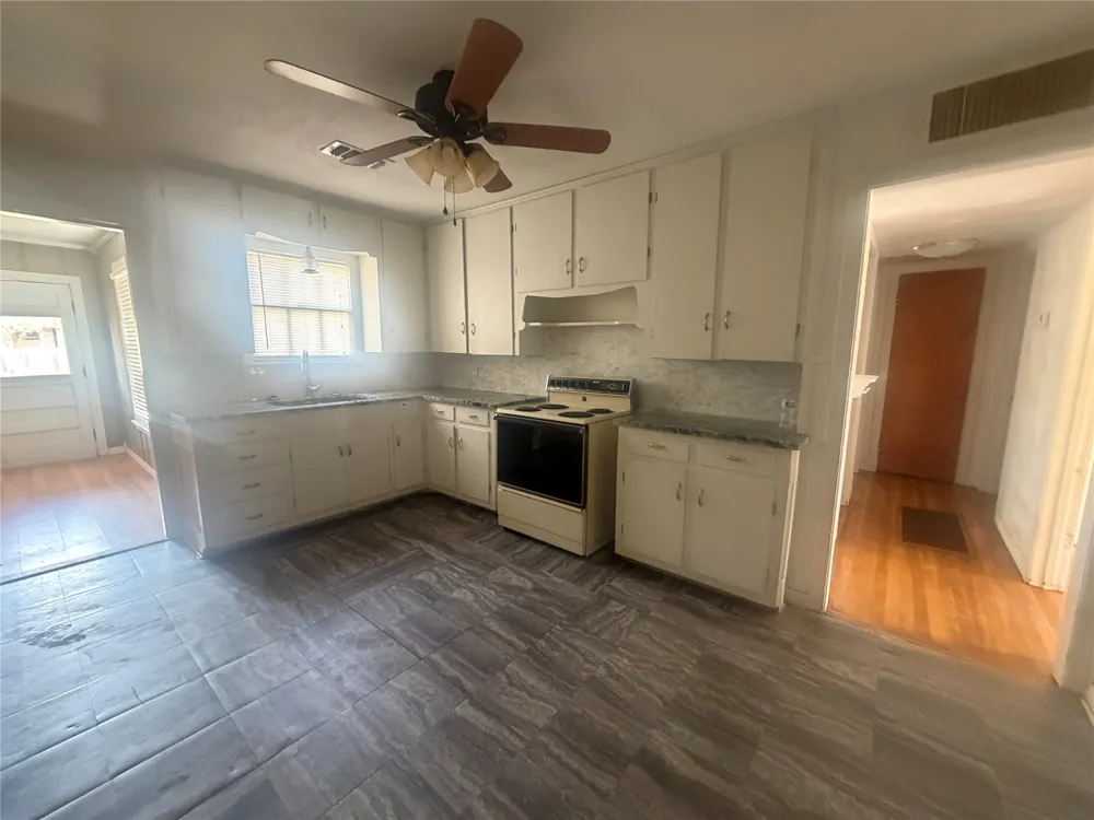 917 S La Salle Drive Abilene, TX 79605