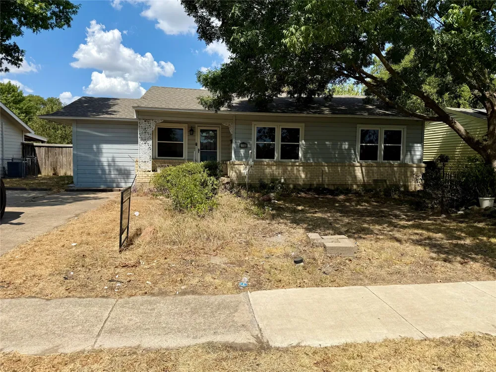 2517 W 7th Street Irving, TX 75060