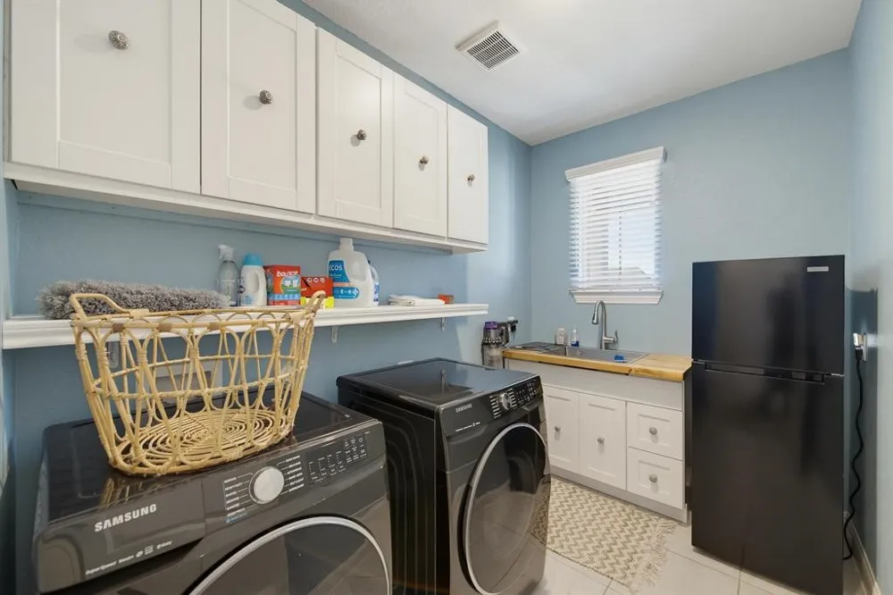 1811 Sable Bay Lane Arlington, TX 76005