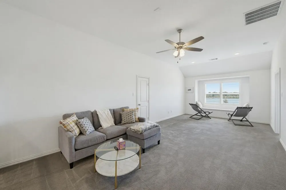 1811 Sable Bay Lane Arlington, TX 76005