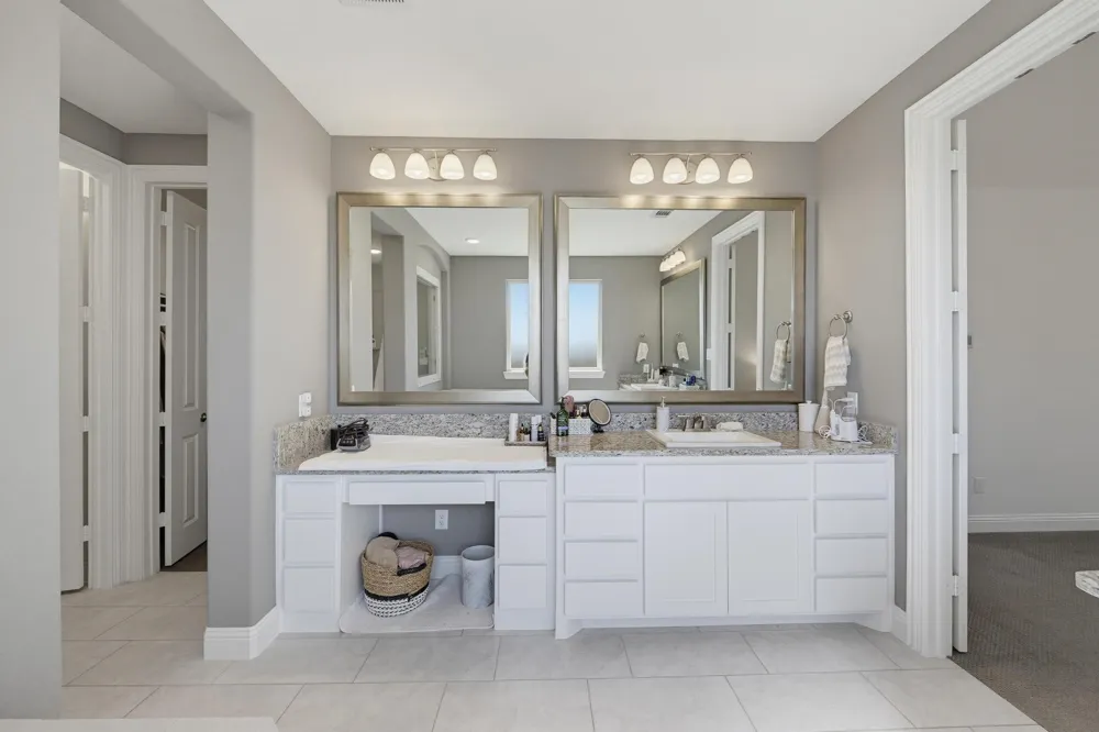 1811 Sable Bay Lane Arlington, TX 76005